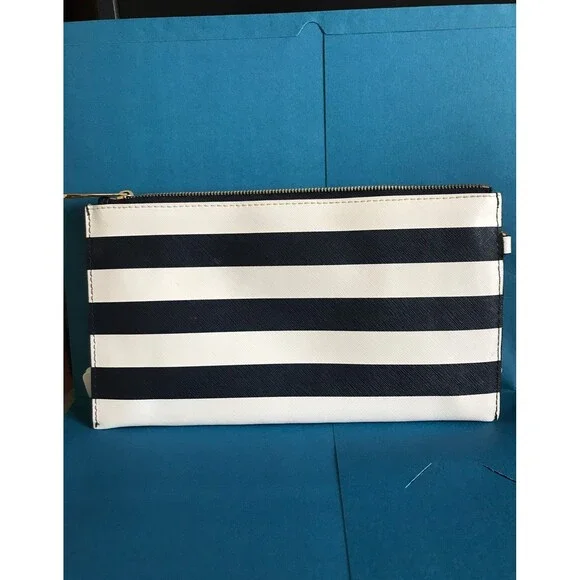 Michael Kors striped clutch - Picture 6 of 10